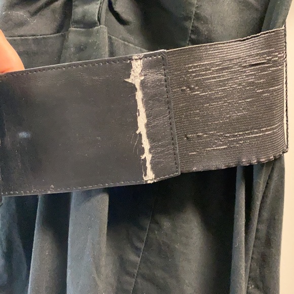 Black dress - Picture 5 of 5